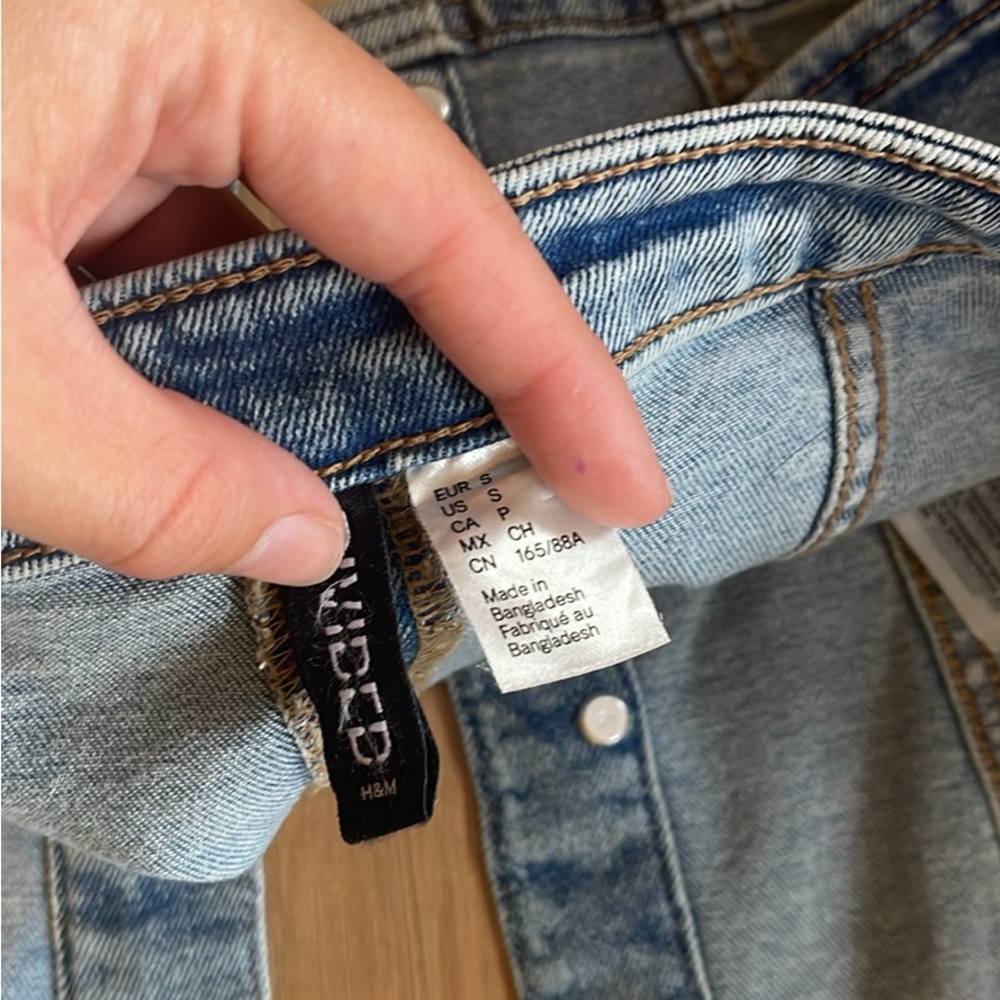 H&M jean top! - Picture 2 of 3